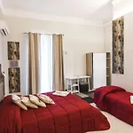 Bed & Breakfast Mulberry House