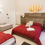 Mulberry House Bed & Breakfast Trani