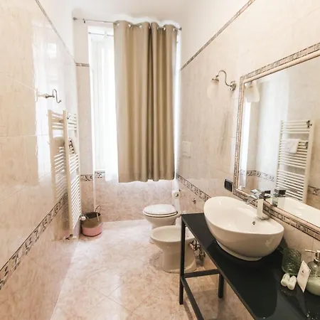 Nocleg ze śniadaniem Mulberry House 4*