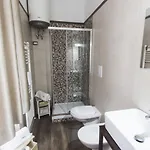 Mulberry House Bed and breakfast 4*