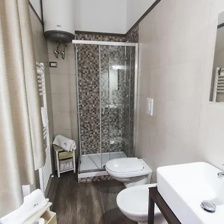 Mulberry House Bed and Breakfast 4*