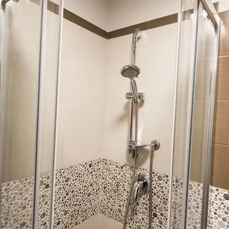 Mulberry House Bed & Breakfast 4*