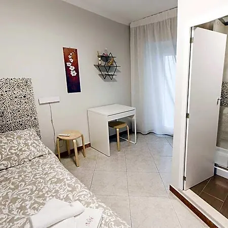 Bed and breakfast Mulberry House 4*