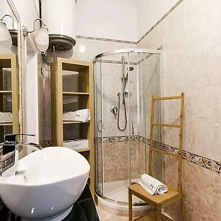 Mulberry House Nocleg ze śniadaniem Trani